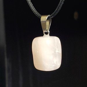 Imitation Rose Quartz Stone Necklace
